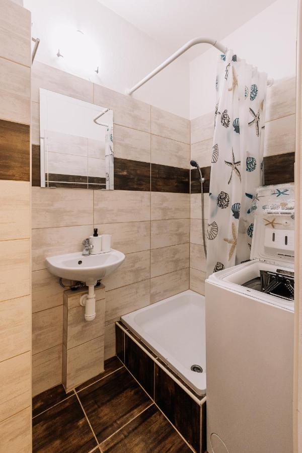 Cozy Apartment In Ruzinov Братислава Екстериор снимка